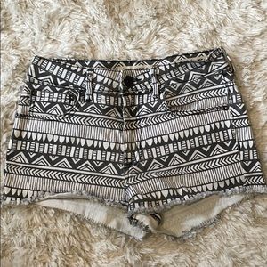Bullhead Gray and White Aztec Shorts